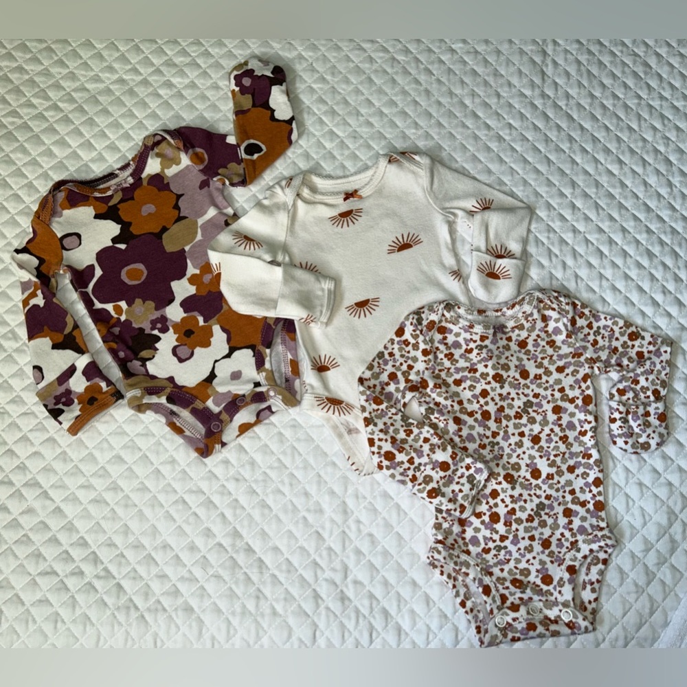 Carter’s Infant Girl Lot (3) One Piece Long Mitten Sleeve Size Newborn NB Floral